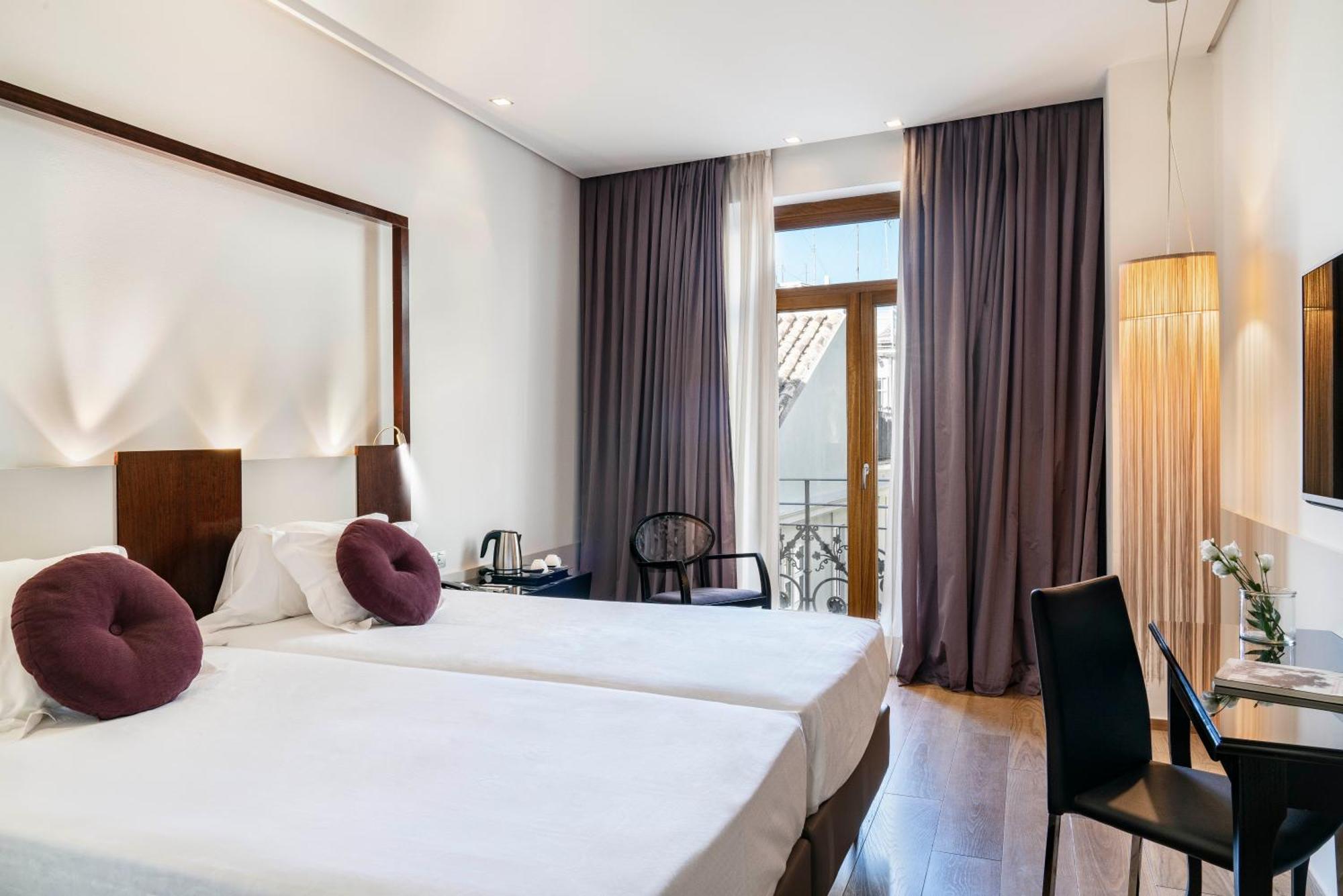 Chambre Double Supérieure - Vue sur Ville