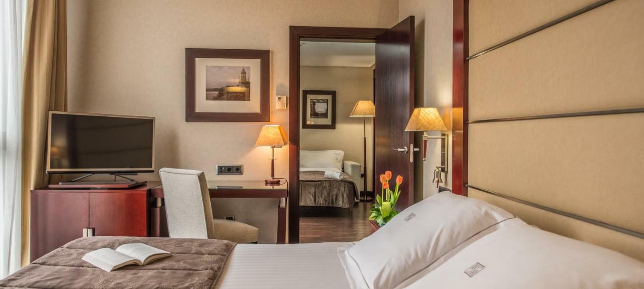 Junior Suite,779877267:JPEG
